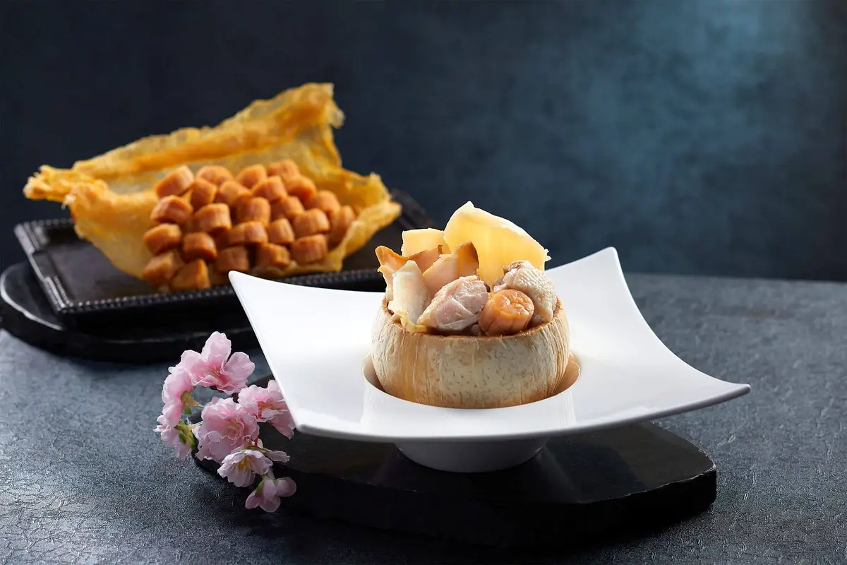 restaurant cover