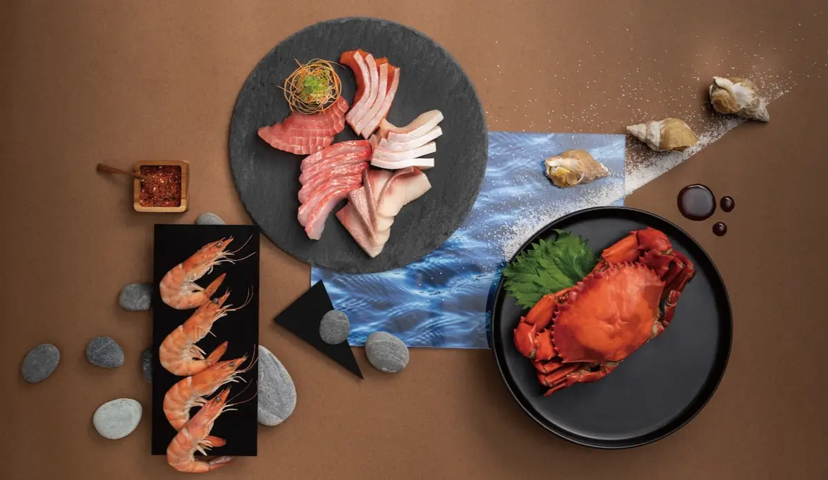 restaurant cover
