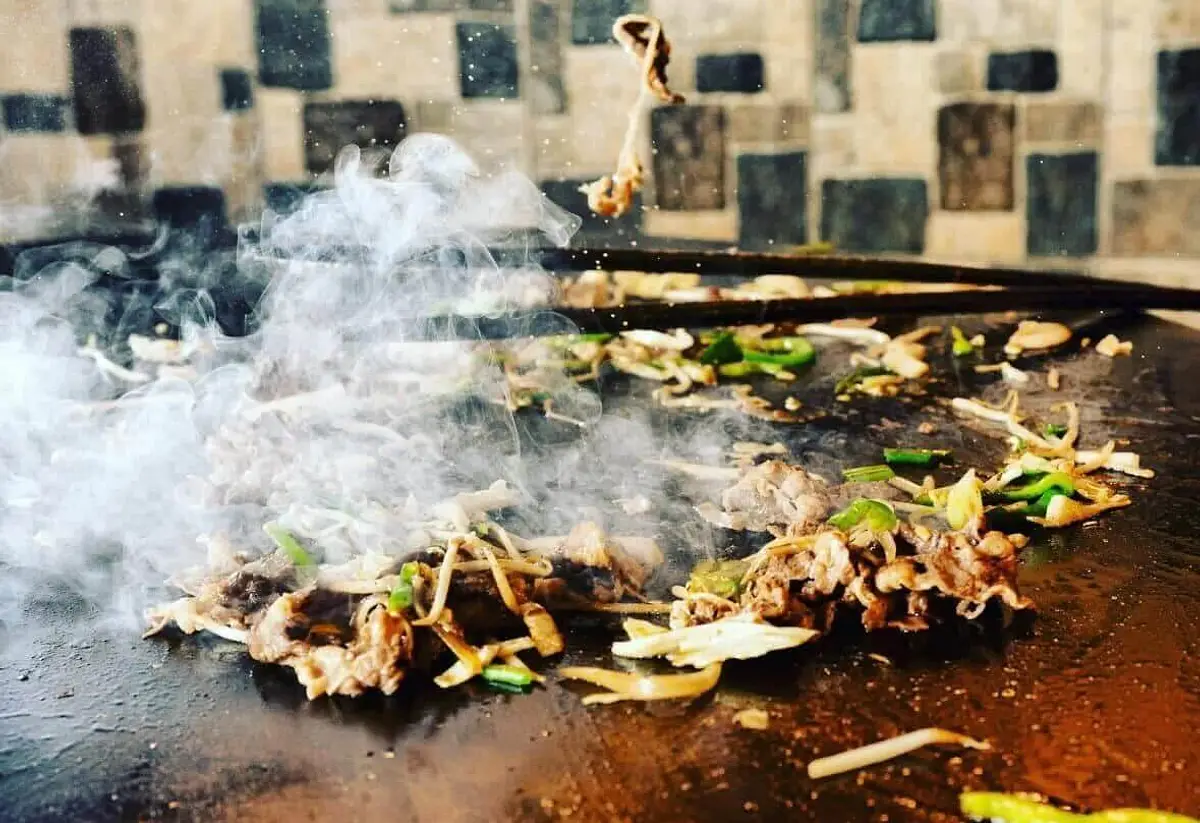 restaurant cover