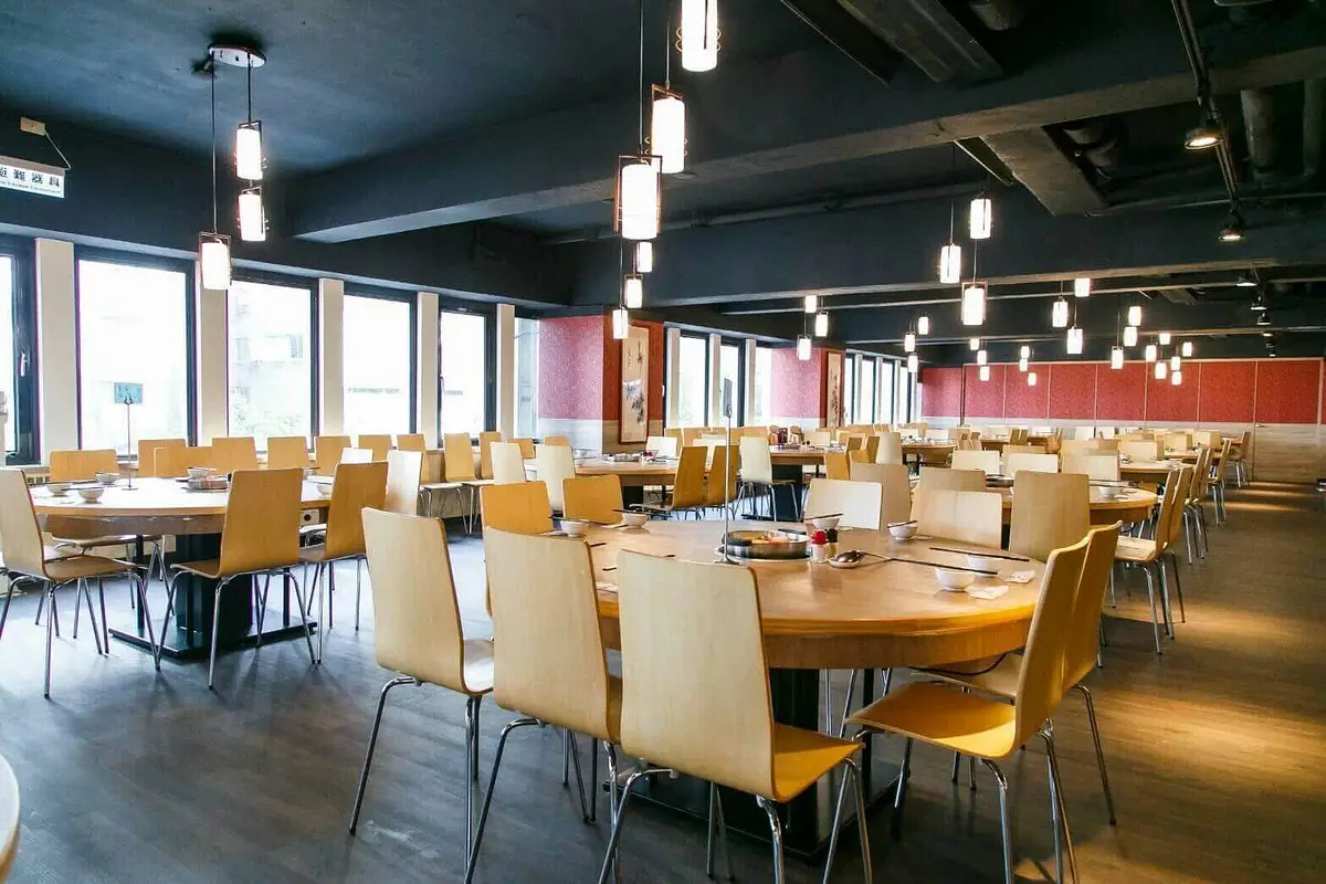 restaurant cover