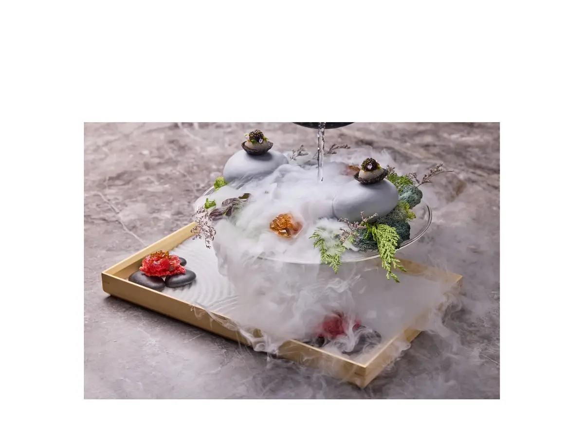 restaurant cover