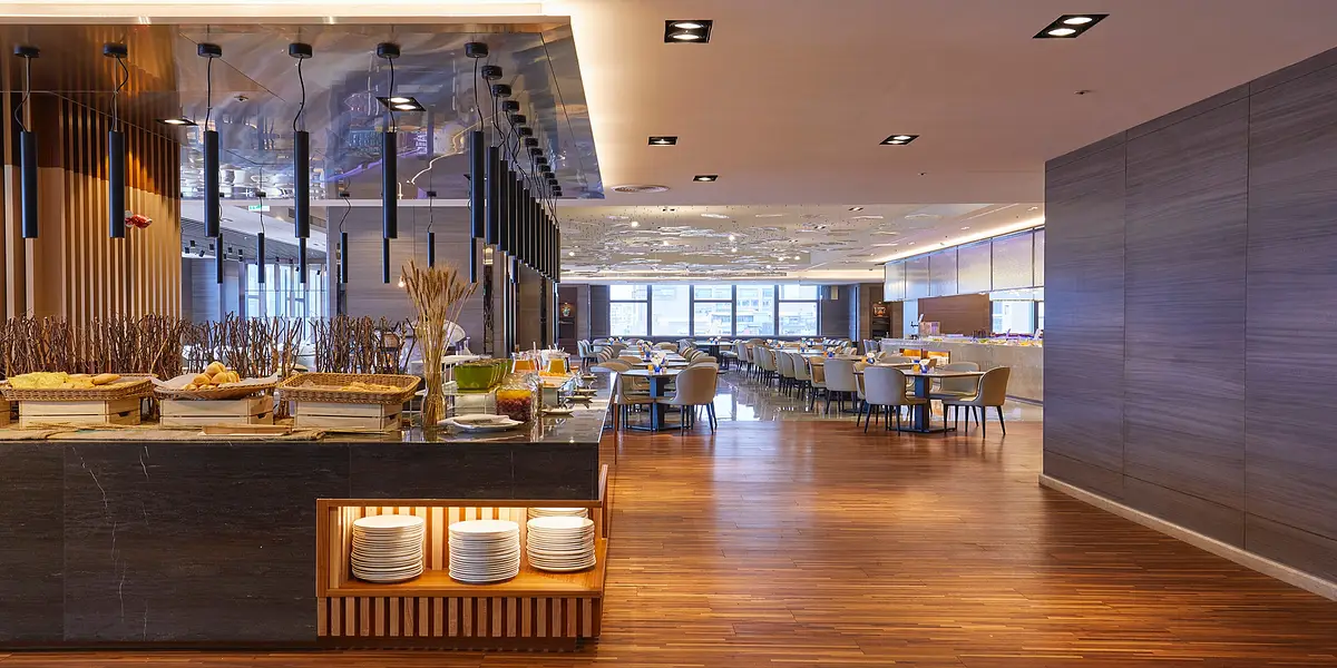 restaurant cover