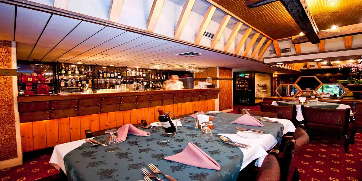 restaurant cover