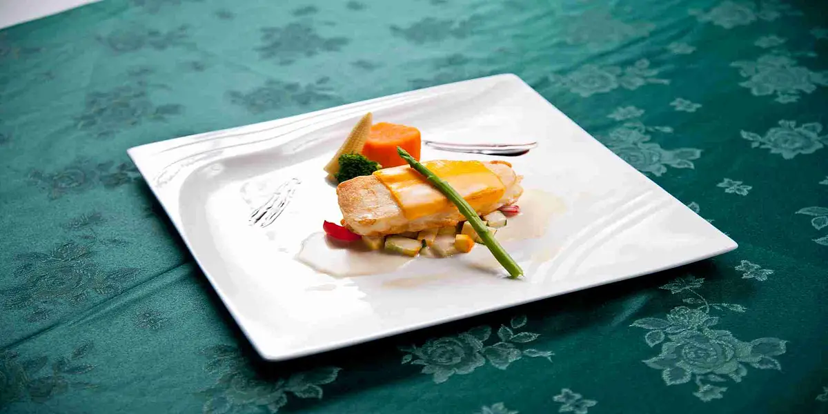 restaurant cover