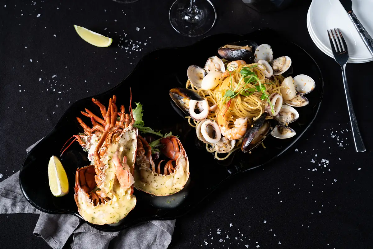 restaurant cover
