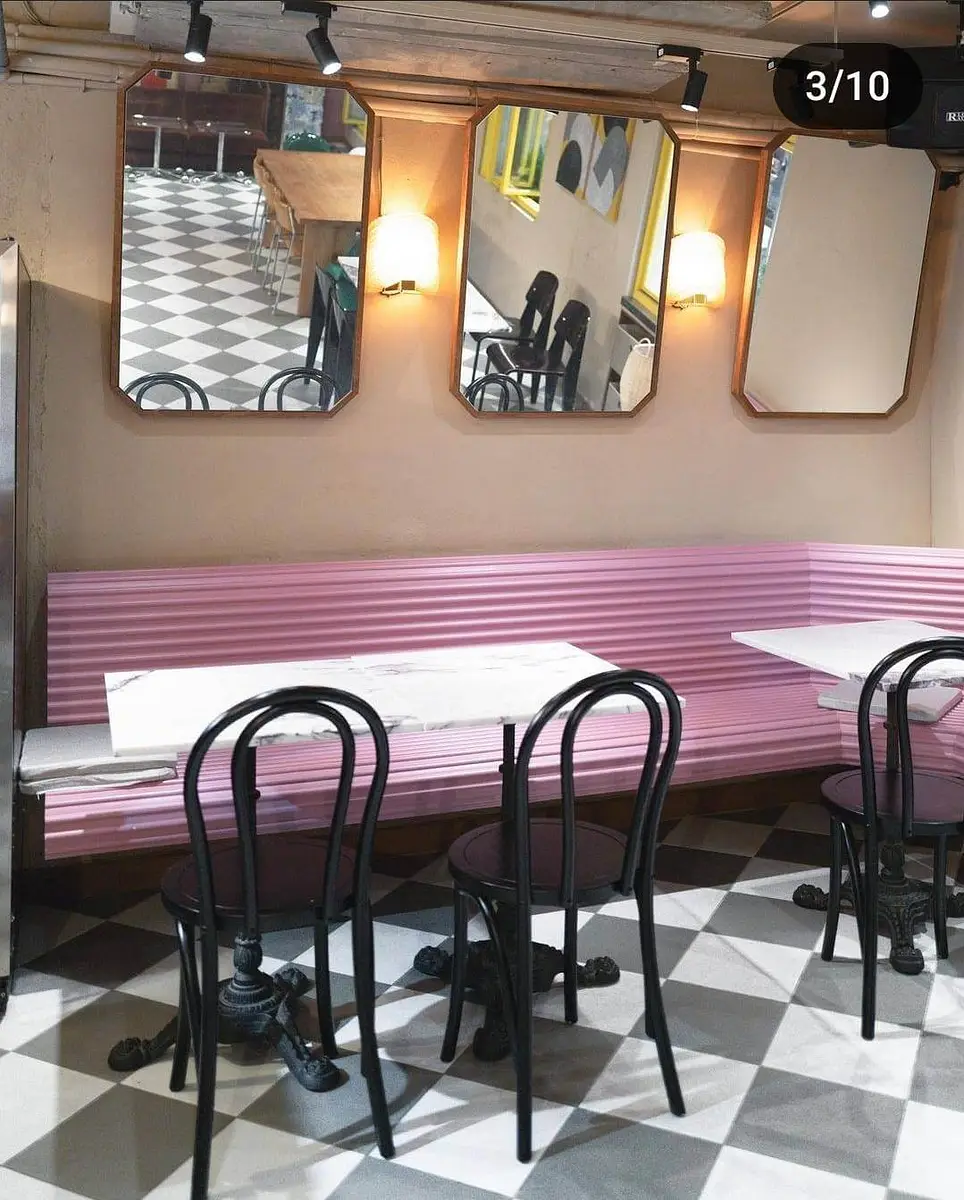restaurant cover
