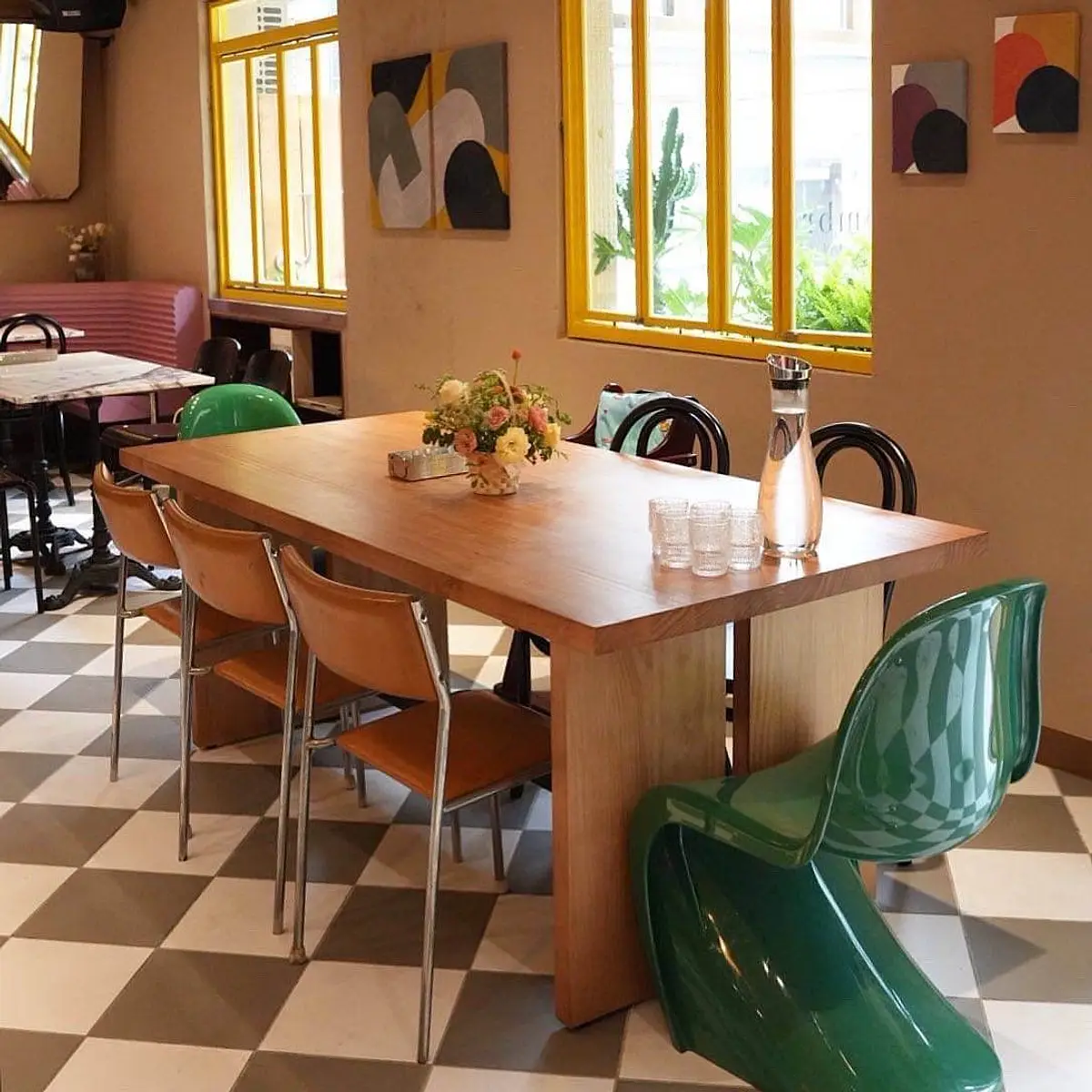 restaurant cover