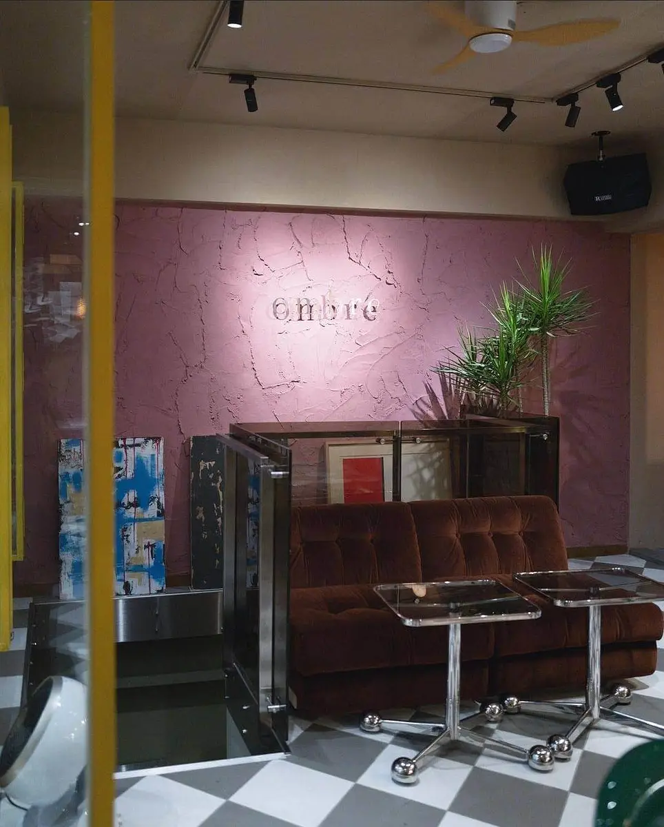 restaurant cover