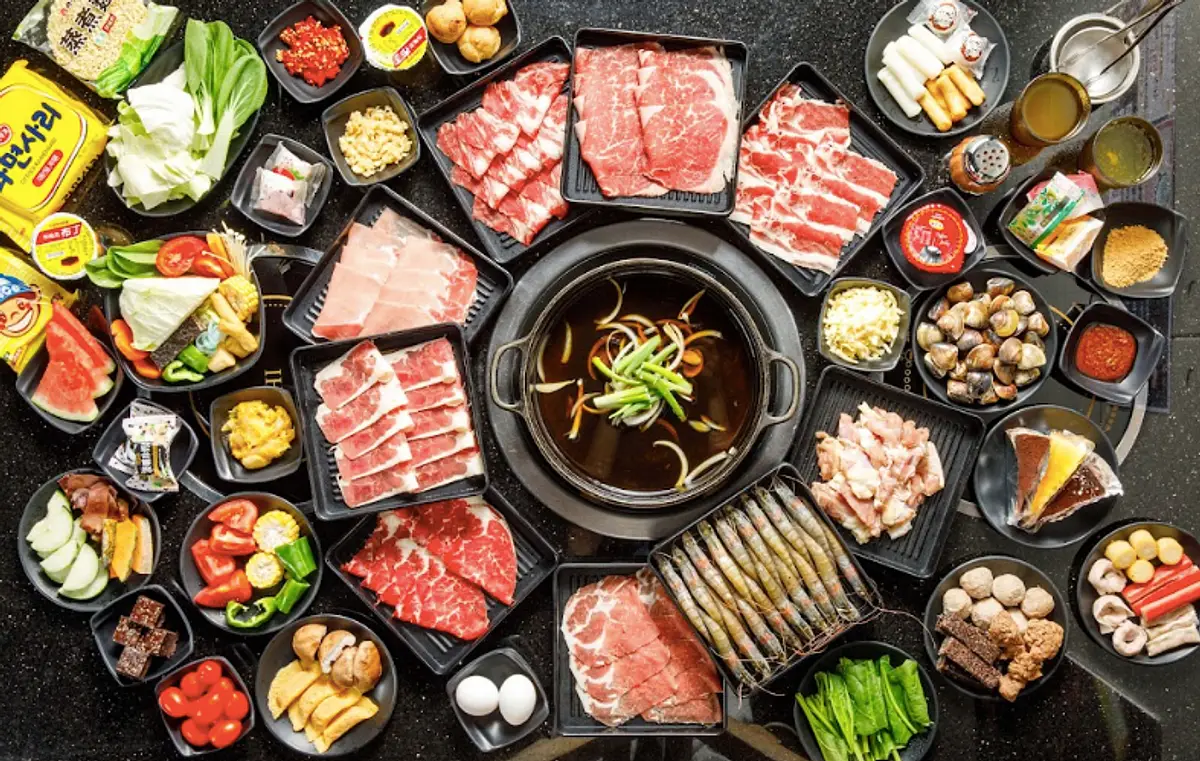 restaurant cover