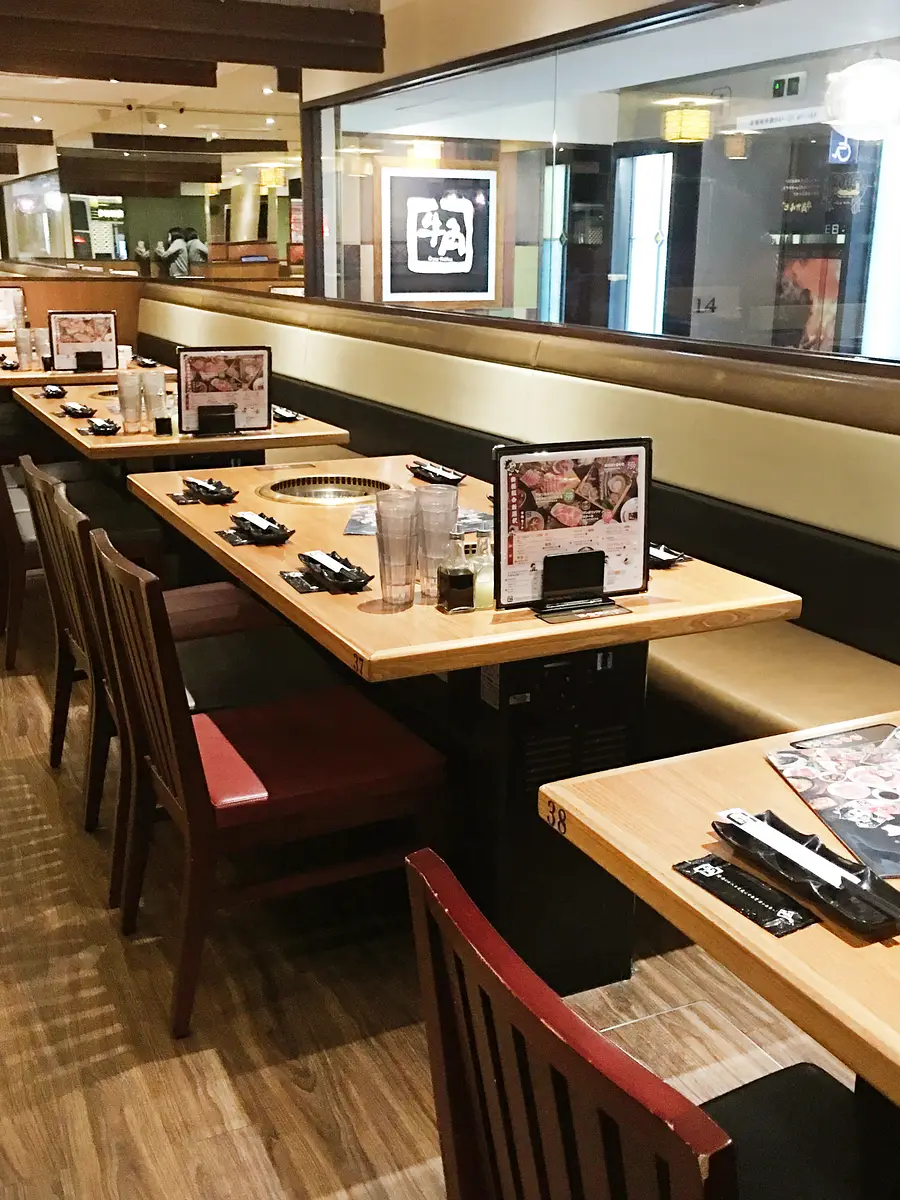 restaurant cover