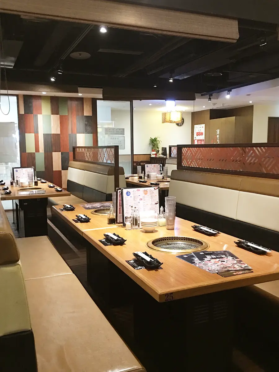 restaurant cover