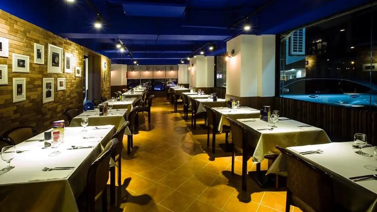 restaurant cover