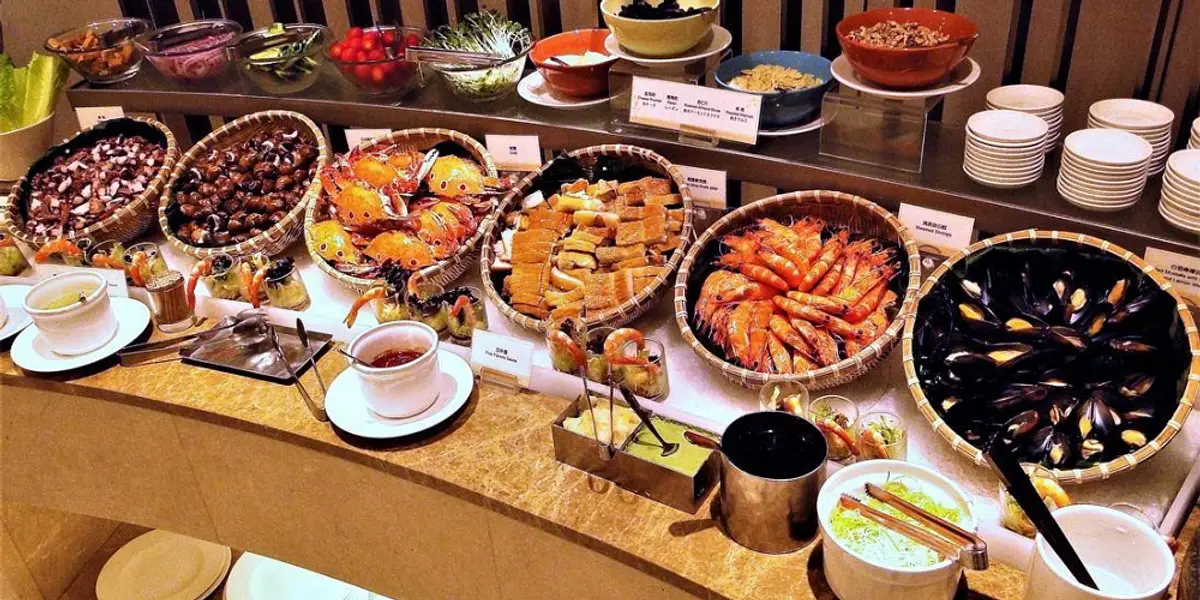 restaurant cover