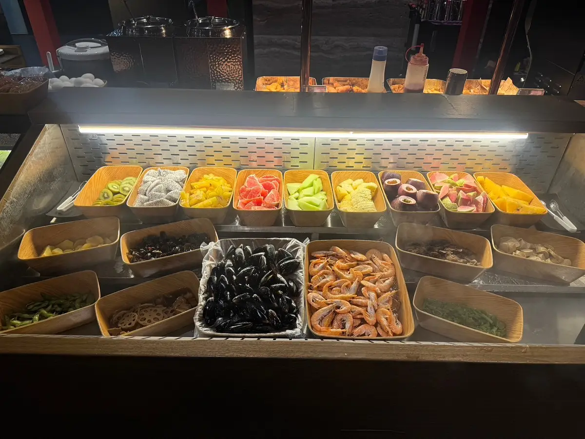 restaurant cover