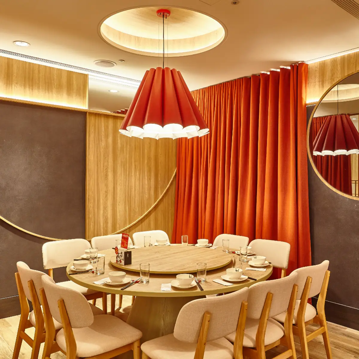 restaurant cover