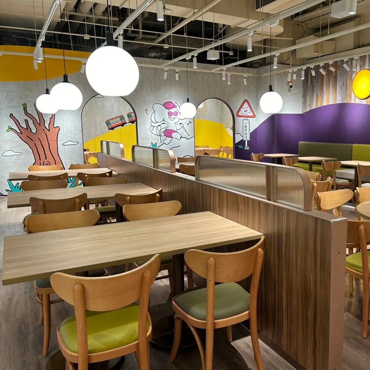 restaurant cover