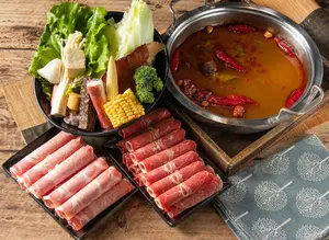 孫太太。私料。慢火鍋 - 桃園店