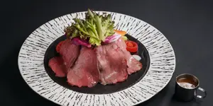 凱恩斯岩燒牛排 - 高雄巨蛋店