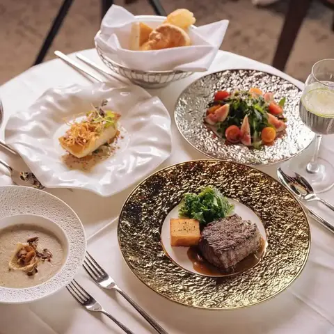 Diamond Tony's 101 隨意鳥地方高空觀景餐廳 - 台北101 85樓