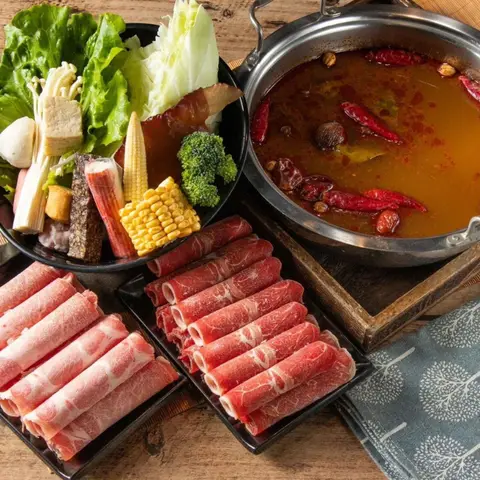 孫太太。私料。慢火鍋 - 桃園店